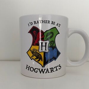 Brand New - Harry Potter - Wizarding World - Hogwarts Crest -  White Coffee Mug